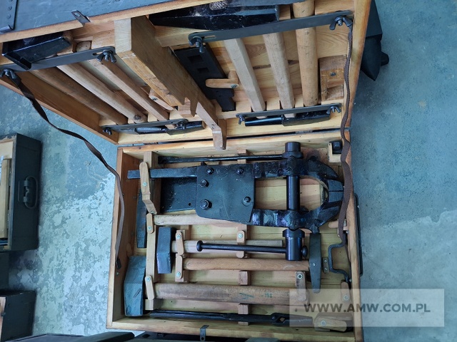 Zestaw ślusarsko-kowalski nr XI-14 - pakiet zawierający 6 kpl. (z częściowym wyposażeniem) 